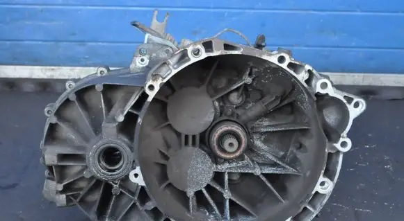 Ford Kuga I Manual 7 speed gearbox AV4R-7002-AC
