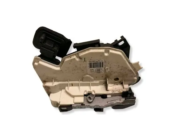 Skoda Octavia Mk3 (5E) Front door lock 5E1837016A