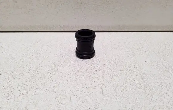 Land Rover Evoque II Engine coolant pipe/hose