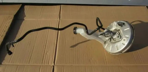 Mercedes-Benz B W246 W242 Master brake cylinder A2464301330
