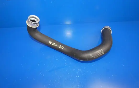 Mercedes-Benz E A207 Engine coolant pipe/hose A2045012982 62541243038