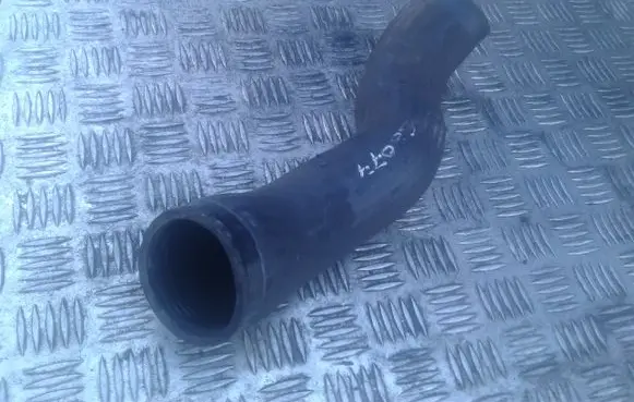 Volvo S60 Intercooler hose/pipe