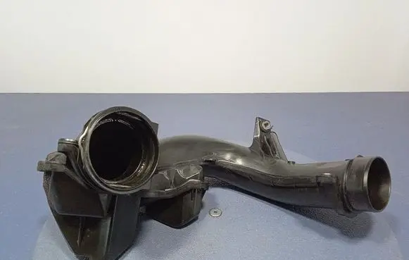 Volvo S90, V90 Air intake hose/pipe 31370120