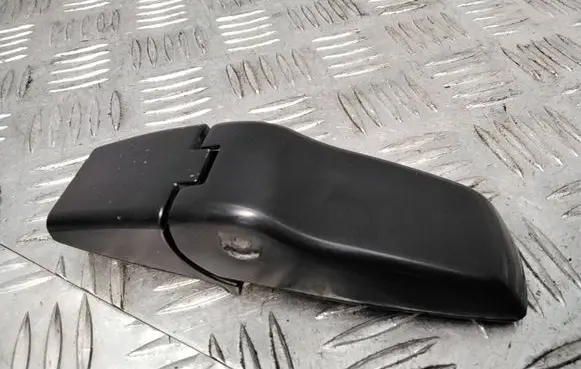 Chevrolet Captiva Tailgate/trunk/boot hinge