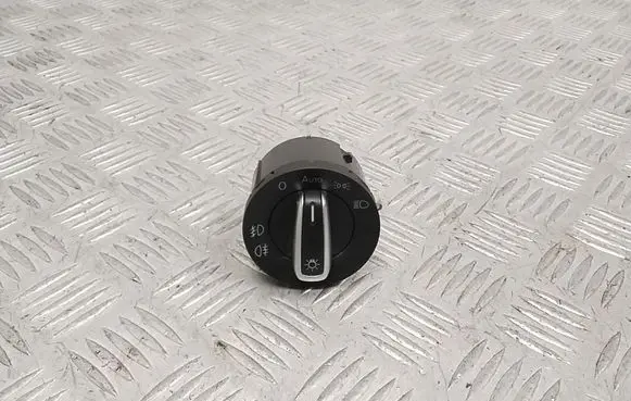 Volkswagen PASSAT B7 Light switch 3C8941431A