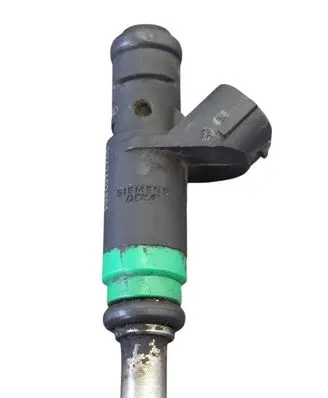 Fuel injector