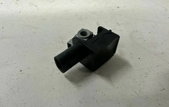 BMW X3 F25 Airbag deployment crash/impact sensor 9224177 03462 160307