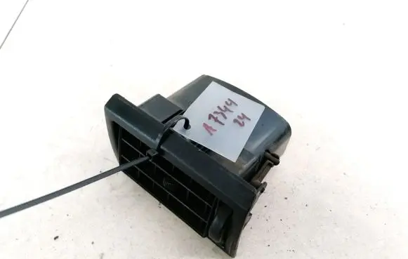 Volkswagen Jetta II Dash center air vent grill 191819701 191819709B