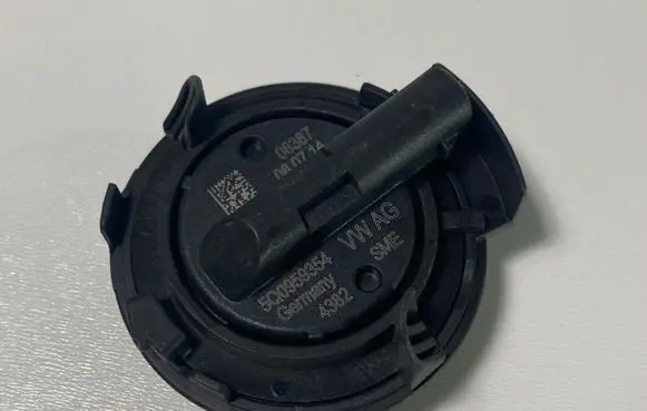 Volkswagen Golf VII Airbag deployment crash/impact sensor 5Q0959354