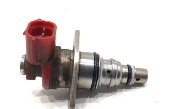 Toyota Avensis T220 Fuel pressure regulator 