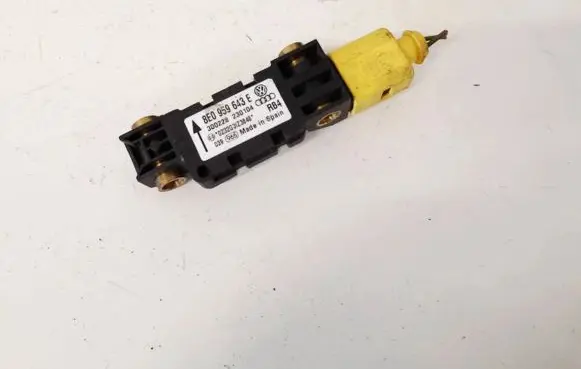 Audi A4 S4 B6 8E 8H Airbag deployment crash/impact sensor 8E0959643e
