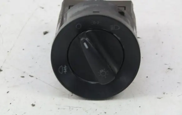 Volkswagen Polo III 6N 6N2 6NF Light switch 