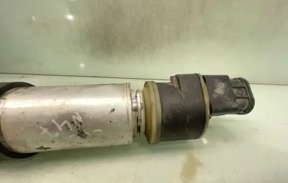 BMW 5 E60 E61 Fuel filter heater 8517898