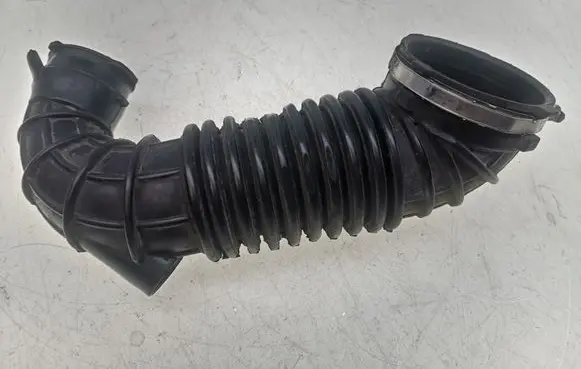 Audi A4 S4 B8 8K Air intake duct part 03G129629E