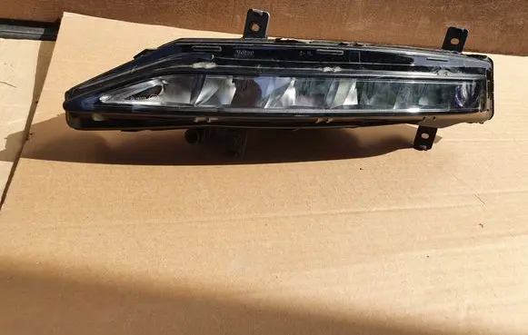 Skoda Superb B8 (3V) Front fog light 3V0941699B