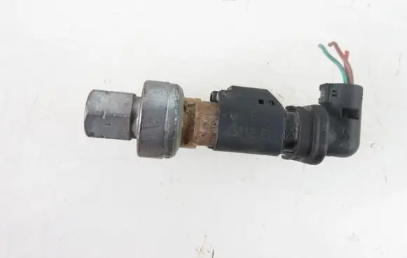 Citroen DS5 Air conditioning (A/C) pressure sensor 9653027380