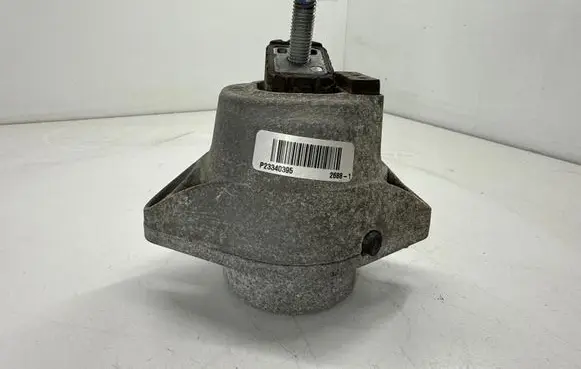 Chevrolet Camaro Engine mount bracket 23340395