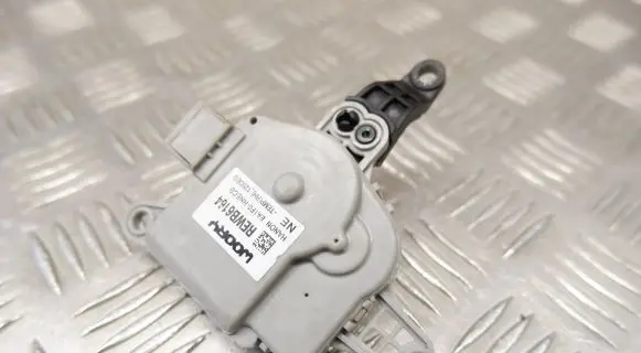 Hyundai Ioniq 5 A/C air flow flap actuator/motor EA1F0HNECB