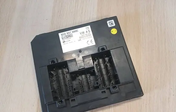 Skoda Octavia Mk3 (5E) Comfort/convenience module 6C0937089C