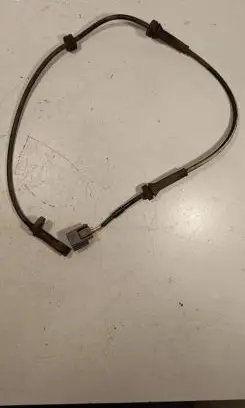 Nissan X-Trail T32 ABS brake wheel speed sensor 39393