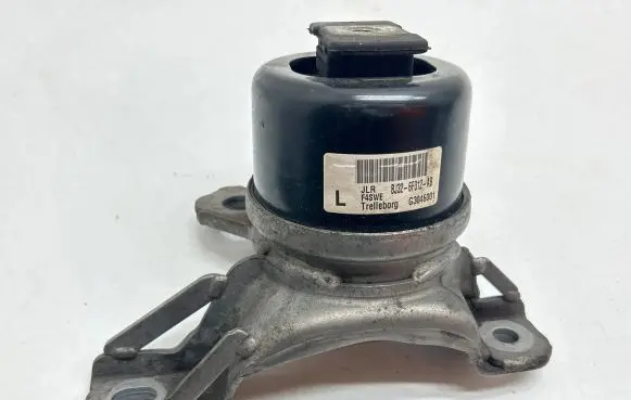 Land Rover Range Rover Evoque L538 Engine mount bracket BJ326F012AB G3046001