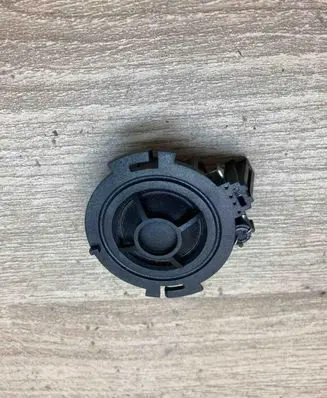 Audi A6 S6 C6 4F Front door high frequency speaker 4F0035399A