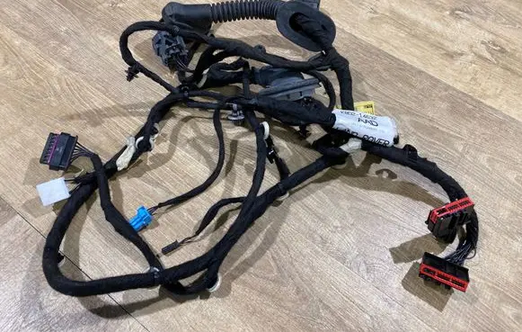 Land Rover Range Rover Evoque L551 Rear door wiring loom K8D214632 5024895000