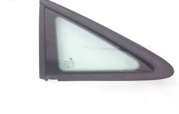 Volkswagen Touran I Front triangle window/glass 