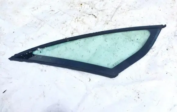 Citroen C4 I Picasso Front triangle window/glass 