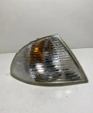 BMW 3 E46 Front indicator light