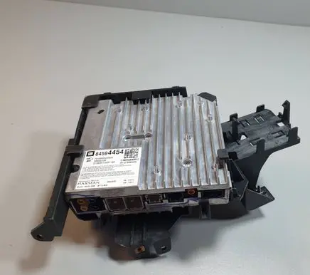 Chevrolet Camaro Sound amplifier 84594454 588352398 7310500000000X
