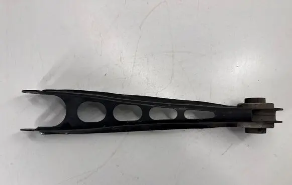 Chevrolet Camaro Rear control arm 84337449