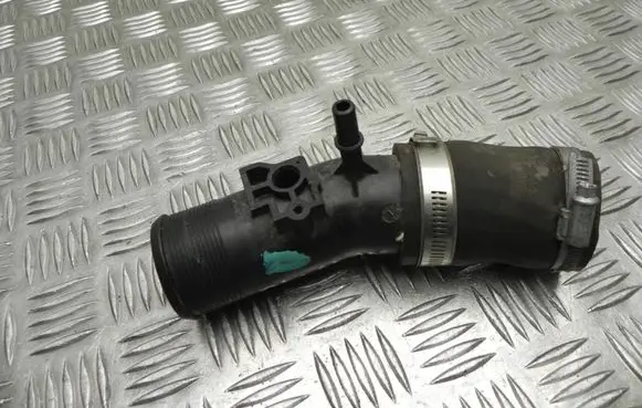 Ford Focus Air intake hose/pipe EK3019770 VD15440