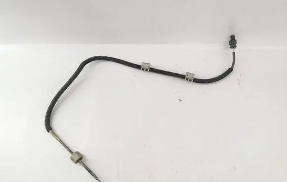 Mercedes-Benz C W205 Lambda probe sensor A0009056002 A0225451926