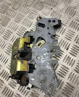 Chrysler Grand Voyager IV Rear door lock