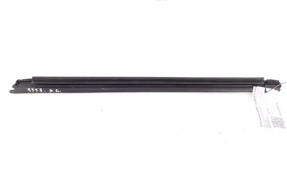 Toyota Avensis T270 Rear door card trim 68173-05110