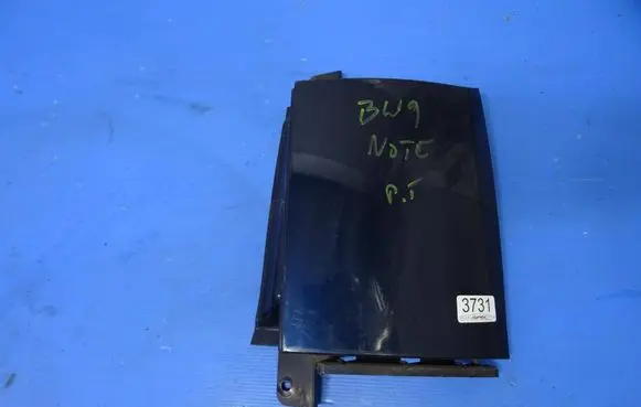 Nissan Note (E11) Rear/tail light trim molding 78128-9U00H
