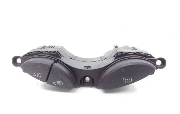 Windscreen/window heater switch