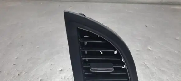 Honda CR-V Dashboard side air vent grill/cover trim 77615TOA