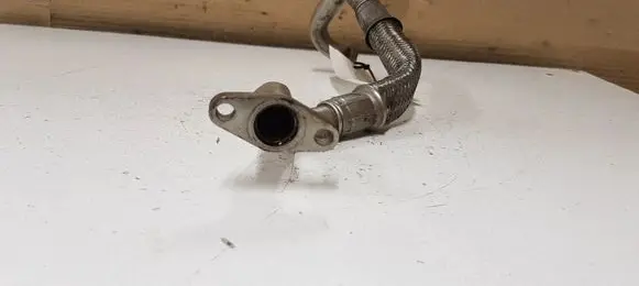 Volkswagen PASSAT B6 Turbo turbocharger oiling pipe/hose 145735D