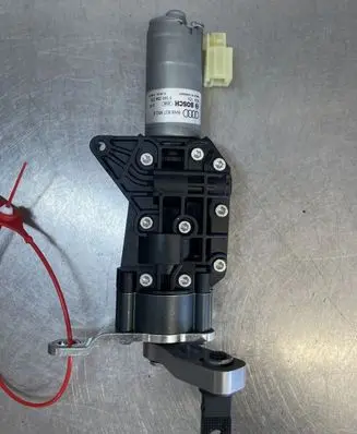 Audi A4 S4 B9 Tailgate strut 