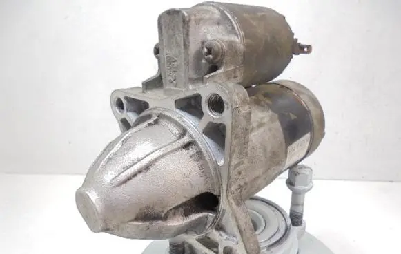 Mazda Demio Starter motor M000T80081