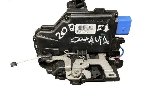 Skoda Octavia Mk2 (1Z) Front door lock PA6630FV 3D2837016GS 26S3D2837016GS