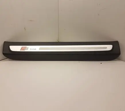 Audi Q7 4L Rear sill trim cover 4L0853376B 4L0853376C