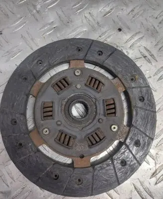 Volvo 460 Clutch pressure plate CLD141043
