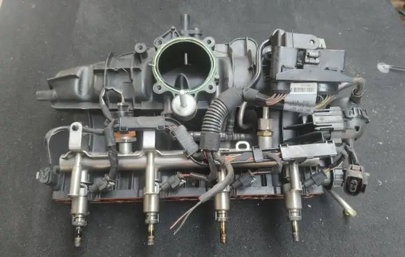 Seat Exeo (3R) Intake manifold 06h133185bg