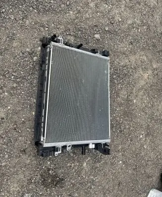 Renault Zoe Radiator set 214104950R 921007736R