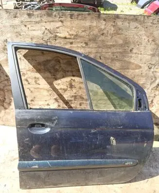 Renault Scenic I Front door