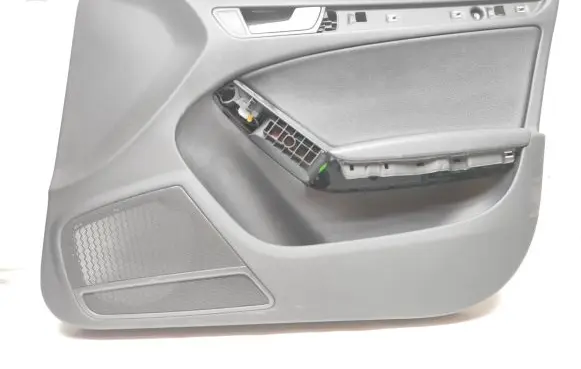 Audi A5 Sportback 8TA Front door card panel trim 8T8867106