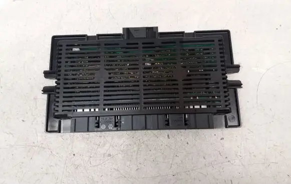 BMW 1 E82 E88 Light module LCM 6135698799401 6987994